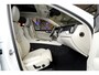 Volvo XC60 2.0 T8 AWD 335kW/456pk Aut8 Recharge Ultra Dark Excl. LUCHTVERING + BOWERS&WILKINS + PANORAMADAK + EL.TREKHAAK + DUBBEL GLAS + BLIS + HEAD-UP + PILOT ASSIST + V&A STOEL-&STUURVERWARMING + GOOGLE + STOELVENTILATIE&-MASSAGE + 360 CAMERA + 22" LM-VELGEN!!