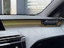 Peugeot E-3008 Launch Edition Dual Motor 73 kWh 325PK Automaat Navigatie, Rondomzichtcamera, Keyless, Panoramadak, Stoel & Stuurwielverwarming, Apple Carplay, Android Auto