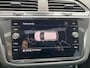 Volkswagen Tiguan 1.5 TSI R-Line Business+ / Pano / Navi / App connect / Harman-kardon / Elektrische klep / Lichtmetaal 19 inch /