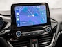 Ford Fiesta 1.0 EcoBoost Hybrid Titanium Sport (APPLE CARPLAY, GROOT NAVI, CLIMATE, PARKEERSENSOREN, SPORTSTOELEN, LM VELGEN, CRUISE, NIEUWSTAAT)