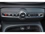 Volvo XC40 T4 Recharge R-Design - IntelliSafe Assist & Surround - 360º Camera - Verwarmde voorstoelen, stuur & achterbank - Parkeersensoren voor & achter - Extra getint glas - Inklapbare trekhaak - 21' LMV