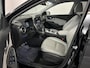 Hyundai Kona Electric EV Limited 64 kWh | 49350 KM | Virtual Cockpit | Navigatiesysteem | Stoelverwarming | WORDT VERWACHT!