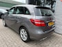 Mercedes-Benz B-klasse 180 Ambition -AUTOMAAT-46.638 KILOMETERS!-ORIGINEEL NEDERLANDS!-SPORTSTOELEN-LED-AIRCO-CRUISECONTROL-ETC.
