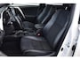 Toyota RAV4 2.5 HYBRID STYLE | Camera | Navi | Stoel verw. | DAB | Trekhaak | Rijklaarprijs incl 12 mnd BOVAG garantie, onderhoudsbeurt & APK