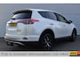 Toyota RAV4 2.5 HYBRID STYLE | Camera | Navi | Stoel verw. | DAB | Trekhaak | Rijklaarprijs incl 12 mnd BOVAG garantie, onderhoudsbeurt & APK