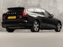 Volvo V60 2.0 B3 Momentum Sport Automaat (APPLE CARPLAY, GROOT NAVI, LEDER, STUUR/STOELVERWARMING, SPORTSTOELEN, GETINT GLAS, CAMERA, NIEUWE APK, NIEUWSTAAT)