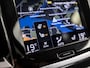 Volvo V60 2.0 B3 Momentum Sport Automaat (APPLE CARPLAY, GROOT NAVI, LEDER, STUUR/STOELVERWARMING, SPORTSTOELEN, GETINT GLAS, CAMERA, NIEUWE APK, NIEUWSTAAT)