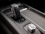 Volvo V60 2.0 B3 Momentum Sport Automaat (APPLE CARPLAY, GROOT NAVI, LEDER, STUUR/STOELVERWARMING, SPORTSTOELEN, GETINT GLAS, CAMERA, NIEUWE APK, NIEUWSTAAT)
