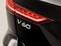 Volvo V60 2.0 B3 Momentum Sport Automaat (APPLE CARPLAY, GROOT NAVI, LEDER, STUUR/STOELVERWARMING, SPORTSTOELEN, GETINT GLAS, CAMERA, NIEUWE APK, NIEUWSTAAT)
