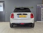 MINI Cooper 5-Deurs 1.5 Chili Serious Business Panodak/sportleder/navi/ambi-light