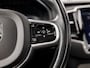 Volvo XC90 2.0 T8 Twin Engine AWD R-Design 7 Persoons 408Pk Automaat (PANORAMADAK, 1e EIGENAAR, LUCHTVERING, APPLE CARPLAY, BOWERS&WILKINS, HEADP-UP DISPLAY, STUUR/STOELVERWARMING, CAMERA, ELEK ACHTERKLEP, NIEUWSTAAT)