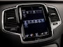 Volvo XC90 2.0 T8 Twin Engine AWD R-Design 7 Persoons 408Pk Automaat (PANORAMADAK, 1e EIGENAAR, LUCHTVERING, APPLE CARPLAY, BOWERS&WILKINS, HEADP-UP DISPLAY, STUUR/STOELVERWARMING, CAMERA, ELEK ACHTERKLEP, NIEUWSTAAT)