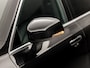 Volvo XC90 2.0 T8 Twin Engine AWD R-Design 7 Persoons 408Pk Automaat (PANORAMADAK, 1e EIGENAAR, LUCHTVERING, APPLE CARPLAY, BOWERS&WILKINS, HEADP-UP DISPLAY, STUUR/STOELVERWARMING, CAMERA, ELEK ACHTERKLEP, NIEUWSTAAT)