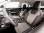 Opel Grandland X 1.2 Turbo Sport (APPLE CARPLAY, NAVIGATIE, GETINT GLAS, CRUISE, SPORTSTOELEN, ARMSTEUN, LM VELGEN, NIEUWE APK, NIEUWSTAAT)