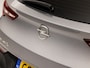Opel Grandland X 1.2 Turbo Sport (APPLE CARPLAY, NAVIGATIE, GETINT GLAS, CRUISE, SPORTSTOELEN, ARMSTEUN, LM VELGEN, NIEUWE APK, NIEUWSTAAT)