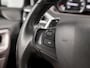 Peugeot 2008 1.2 PureTech Sport Automaat (PANORAMADAK, NAVIGATIE, TREKHAAK, CRUISE, SPORTSTOELEN, PARKEERSENSOREN, NIEUWSTAAT)
