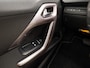 Peugeot 2008 1.2 PureTech Sport Automaat (PANORAMADAK, NAVIGATIE, TREKHAAK, CRUISE, SPORTSTOELEN, PARKEERSENSOREN, NIEUWSTAAT)