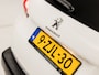 Peugeot 2008 1.2 PureTech Sport Automaat (PANORAMADAK, NAVIGATIE, TREKHAAK, CRUISE, SPORTSTOELEN, PARKEERSENSOREN, NIEUWSTAAT)