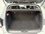 Renault Captur 1.6 E-Tech Plug-in Hybrid 160 PK Business | Metallic wit met zwart dak | Camera achter | Parkeersensoren voor |