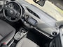 Toyota Yaris 1.5 Hybrid Bi-Tone Plus | 06-10141018 Voor meer informatie
