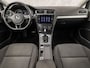 Volkswagen Golf 1.0 TSI Sportline Automaat (APPLE CARPLAY, GROOT NAVI, CLIMATE, STOELVERWARMING, SPORTSTOELEN, GETINT GLAS, PARKEERSENSOREN, CRUISE, NIEUWSTAAT)
