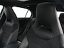 Mercedes-Benz A-klasse 180 Business Solution AMG | Panoramadak | Carplay | Cruise control | Climate control | DAB+ | Navigatie | Bluetooth | Stoelverwarming | Park assist