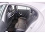 Mercedes-Benz A-klasse 220 Advantage (SFEERVERLICHTING, NAVIGATIE, CAMERA, STOELVERWARMING, LEDER)
