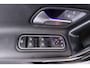 Mercedes-Benz A-klasse 220 Advantage (SFEERVERLICHTING, NAVIGATIE, CAMERA, STOELVERWARMING, LEDER)