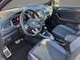 Volkswagen T-Roc 1.5TSI/150PK DSG R-line · Panoramadak · Trekhaak · Camera · Apple/Android Car Play · Navigatie · Stoelverwarming ·