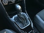 Volkswagen T-Roc 1.5TSI/150PK DSG R-line · Panoramadak · Trekhaak · Camera · Apple/Android Car Play · Navigatie · Stoelverwarming ·