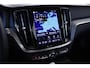 Volvo V60 2.0 T6 Plug-in hybrid AWD Plus Dark | H/K | PANO |