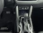 Toyota Corolla Cross Hybrid 140 Business Plus | Dodehoek detectie | Stoelverwarming | Parkeersensoren voor+achter | Elektrische achterklep | Draadloze telefoonlader | Half lederen bekleding |