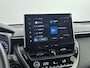 Toyota Corolla Cross Hybrid 140 Business Plus | Dodehoek detectie | Stoelverwarming | Parkeersensoren voor+achter | Elektrische achterklep | Draadloze telefoonlader | Half lederen bekleding |