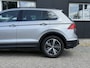Volkswagen Tiguan 1.4 TSI ACT CL Bns/Stoel verwarm/Elek. Trek h./18''/Keyless