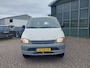 Toyota HiAce 2.7i LWB