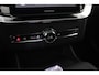 Volvo XC90 T8 Plug-in hybrid Ultra Black Edition | Luchtvering | Trekhaak | Head-Up | 360° Camera | Panoramadak