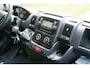 Peugeot Boxer 335 2.2 BlueHDi 140 L2H2 Asphalt in Nieuwstaat |7.026 kilometer |BPM vrij |1e eigenaar |Camera |Cruise |Navi |Airco |Trekhaak |3500 KG |Metallic |Mooie camperbasis