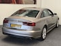 Audi A6 LIMOUSINE 3.0 TDI QUATTRO PREMIUM EDITION 1E EIGENAAR NAVIGATIE ADAPTIEVE CRUISE CONTROL LUCHTVERING CLIMATE CONTROL ELEKTRISCH VERSTELBARE VOORSTOELEN MET GEHEUGENFUNCTIE 18'' LICHTMETALEN VELGEN KEYLESS ZEER MOOI!!