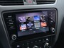 Skoda Octavia Combi 1.5TSI 150PK Automaat Stoelverwarming Apple Carplay Android Auto Navi Ecc Pdc Business Edition Isofix Cruise Control Led Lmv Bluetooth 1e Eigenaar Dealeronderhouden Origineel Nederlandse Auto
