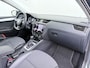 Skoda Octavia Combi 1.5TSI 150PK Automaat Stoelverwarming Apple Carplay Android Auto Navi Ecc Pdc Business Edition Isofix Cruise Control Led Lmv Bluetooth 1e Eigenaar Dealeronderhouden Origineel Nederlandse Auto
