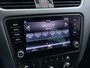 Skoda Octavia Combi 1.5TSI 150PK Automaat Stoelverwarming Apple Carplay Android Auto Navi Ecc Pdc Business Edition Isofix Cruise Control Led Lmv Bluetooth 1e Eigenaar Dealeronderhouden Origineel Nederlandse Auto