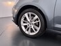 Skoda Octavia Combi 1.5TSI 150PK Automaat Stoelverwarming Apple Carplay Android Auto Navi Ecc Pdc Business Edition Isofix Cruise Control Led Lmv Bluetooth 1e Eigenaar Dealeronderhouden Origineel Nederlandse Auto