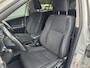 Toyota RAV4 2.5 Hybrid First Edition | Licht\regen sensor | Elektrische achterklep | Trekhaak | Rubberen matten |