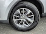 Toyota RAV4 2.5 Hybrid First Edition | Licht\regen sensor | Elektrische achterklep | Trekhaak | Rubberen matten |