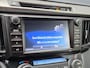 Toyota RAV4 2.5 Hybrid First Edition | Licht\regen sensor | Elektrische achterklep | Trekhaak | Rubberen matten |