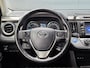 Toyota RAV4 2.5 Hybrid First Edition | Licht\regen sensor | Elektrische achterklep | Trekhaak | Rubberen matten |