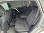 Toyota RAV4 2.5 Hybrid First Edition | Licht\regen sensor | Elektrische achterklep | Trekhaak | Rubberen matten |