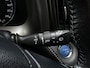 Toyota RAV4 2.5 Hybrid First Edition | Licht\regen sensor | Elektrische achterklep | Trekhaak | Rubberen matten |