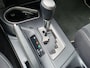 Toyota RAV4 2.5 Hybrid First Edition | Licht\regen sensor | Elektrische achterklep | Trekhaak | Rubberen matten |