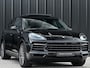 Porsche Cayenne 3.0 E-Hybrid Platinum Edition | Panoramadak | 360 Camera | Bose | Sport Chrono | Ambiance Verlichting | Stoelverwarming V+A | Luchtvering |